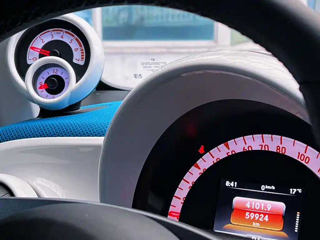 smart Fortwo 2017 — фото 7