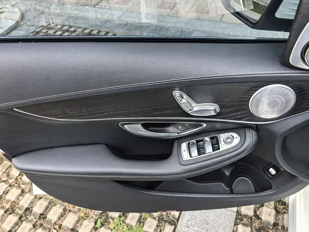 Mercedes-Benz C-Class 2020 — фото 11