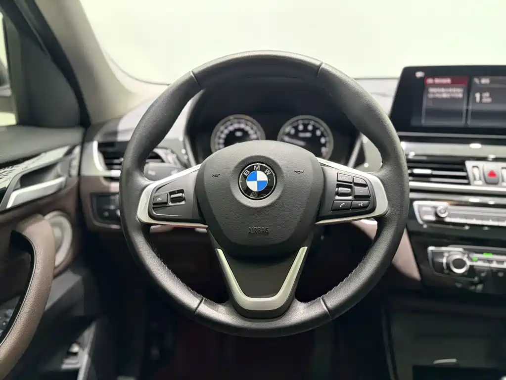 BMW X1 2022 — фото 10