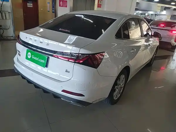 Roewe i5 2025