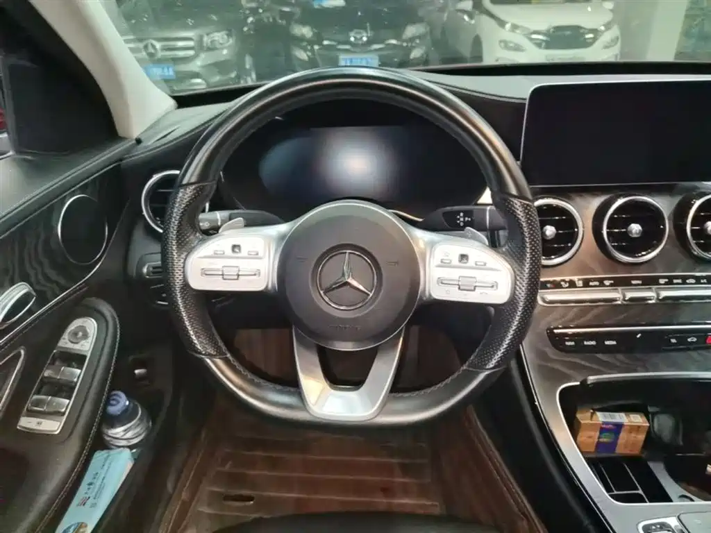 Mercedes-Benz C-Class 2020 — фото 11