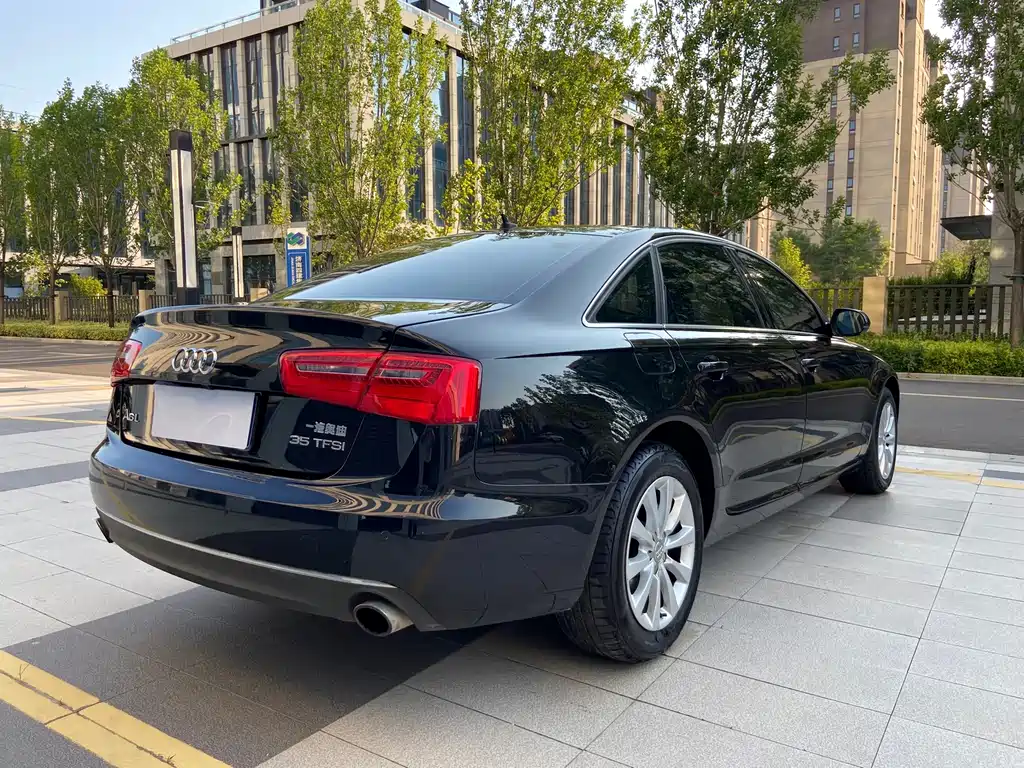 Audi A6L 2015