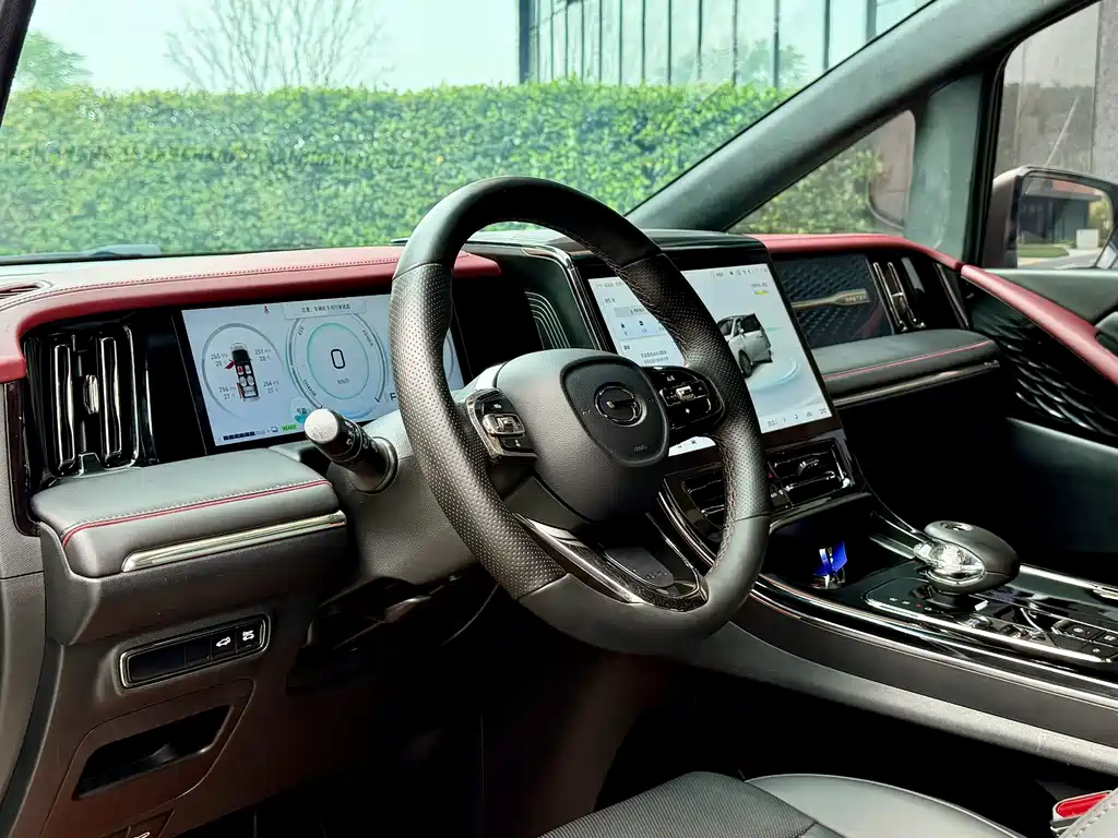 GAC Motor Trumpchi M8 2023 — фото 17