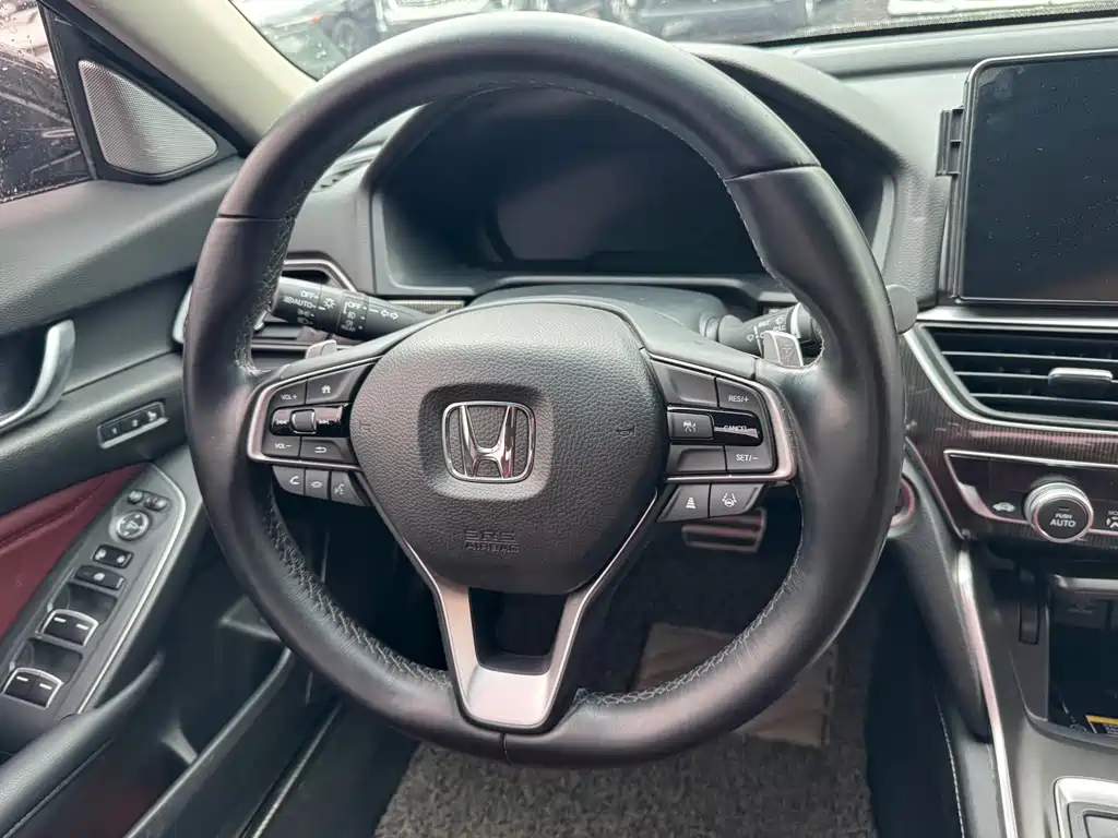 Honda Accord 2023 — фото 13