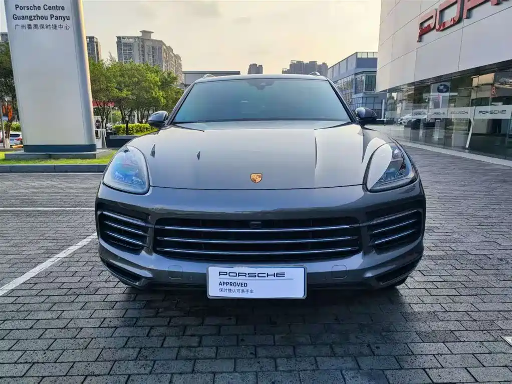 Porsche Cayenne 2020 — фото 2