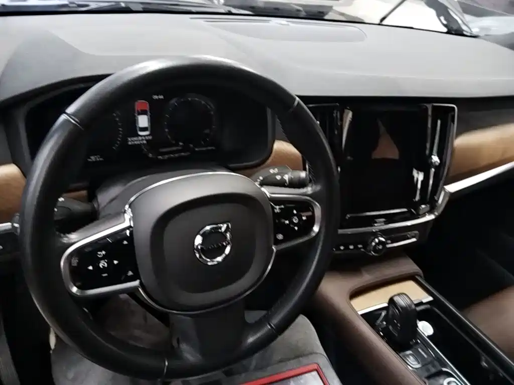 Volvo S90 2021 — фото 10
