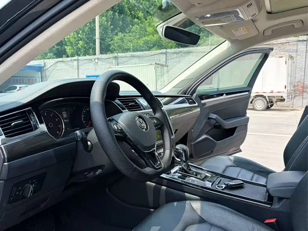 Volkswagen Phideon 2019