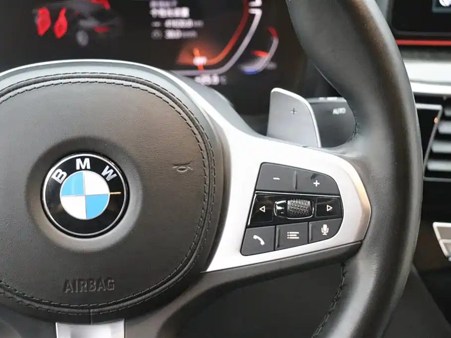 BMW 6 Series GT 2024 — фото 18