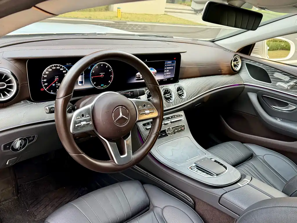 Mercedes-Benz CLS 2021 — фото 9
