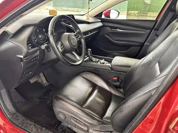 Mazda 3 Axela 2021