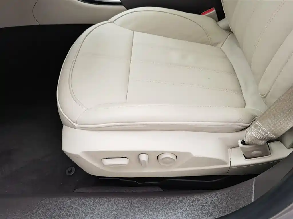 Buick Regal 2015 — фото 20