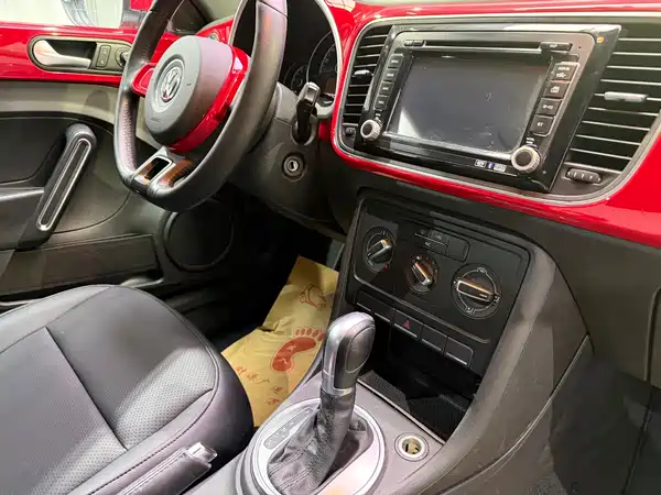 Volkswagen Beetle 2015