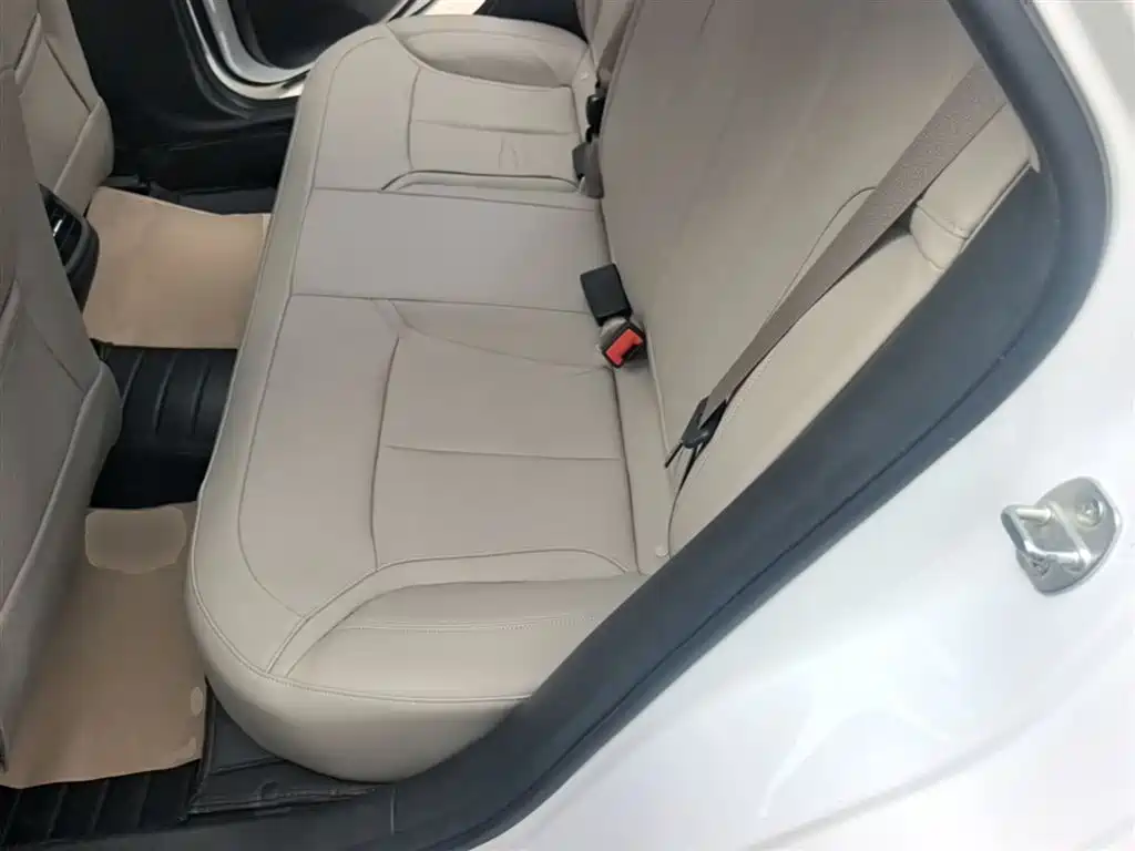 Buick Excelle 2018 — фото 17