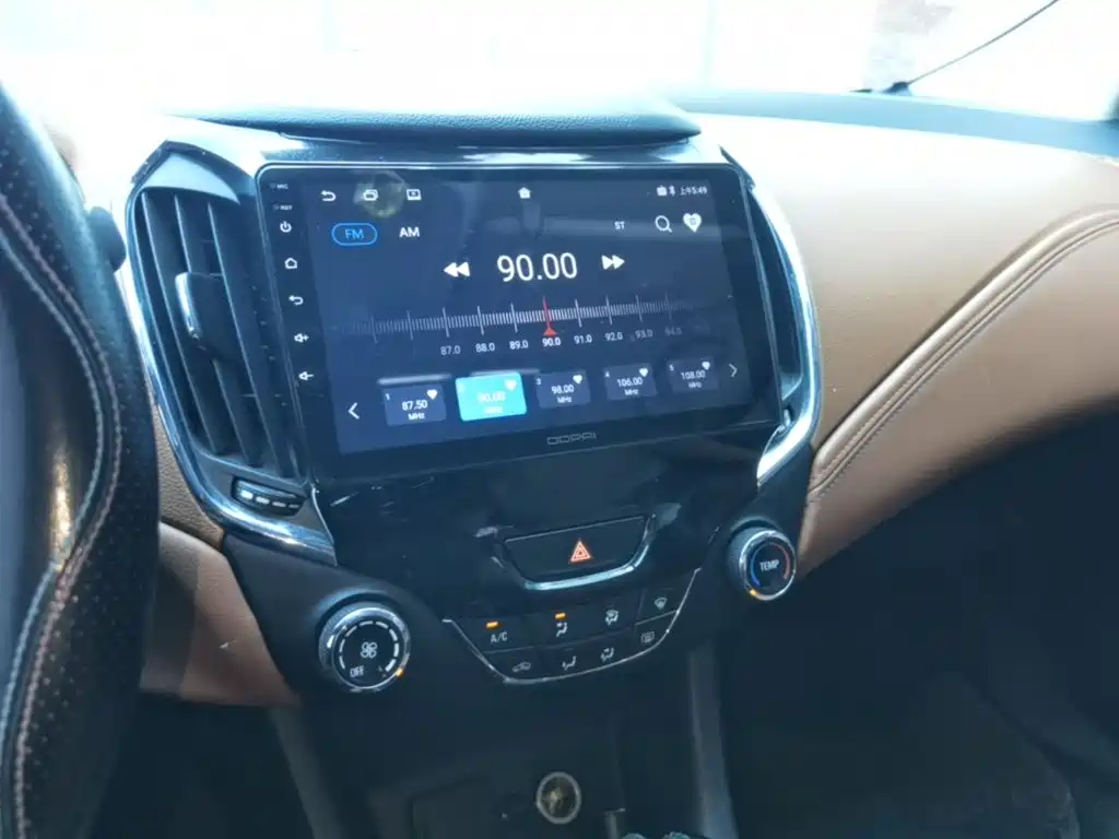 Chevrolet Cruze 2015 — фото 13