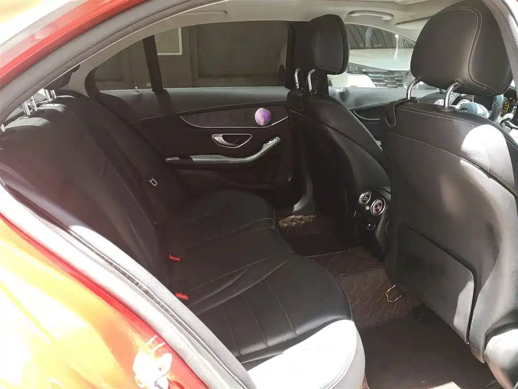 Mercedes-Benz C-Class 2020