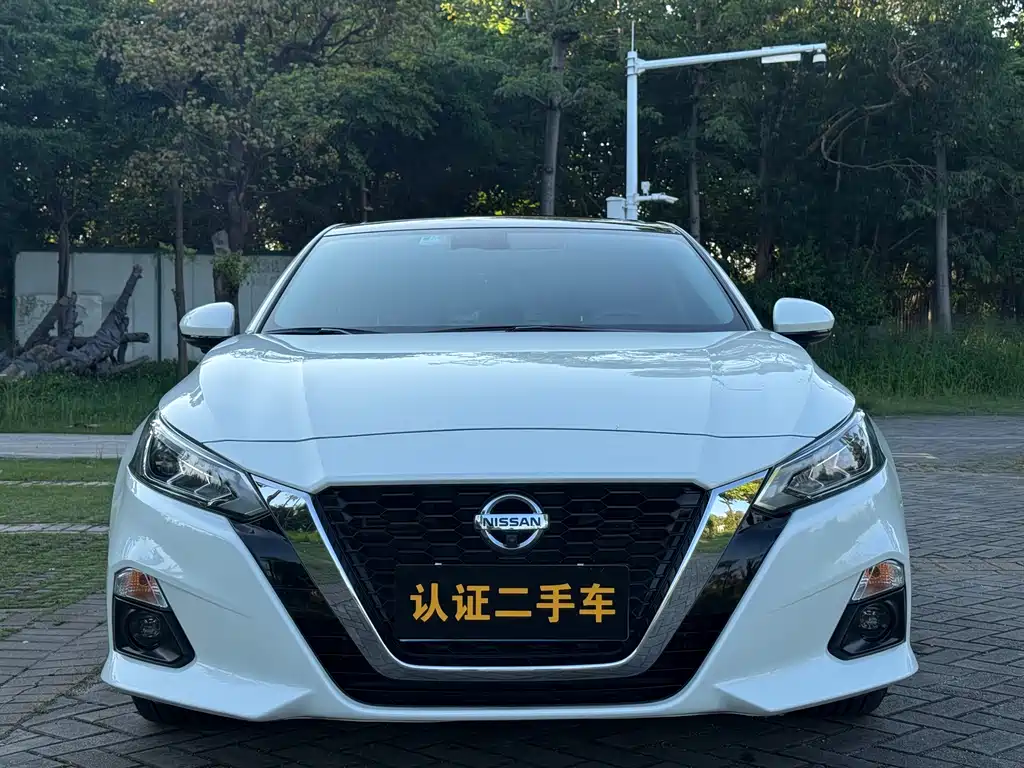 Nissan Teana 2022