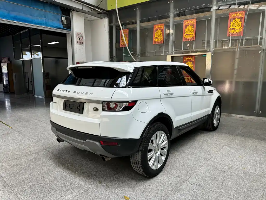 Land Rover Evoque 2016 — фото 14