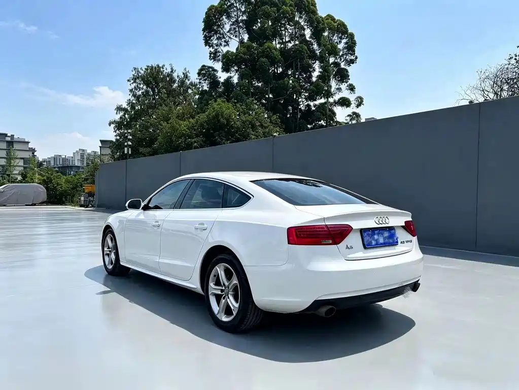 Audi A5 2015