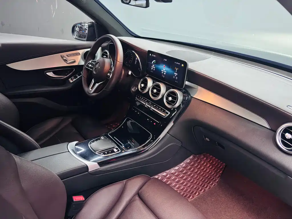 Mercedes-Benz GLC 2021 — фото 14