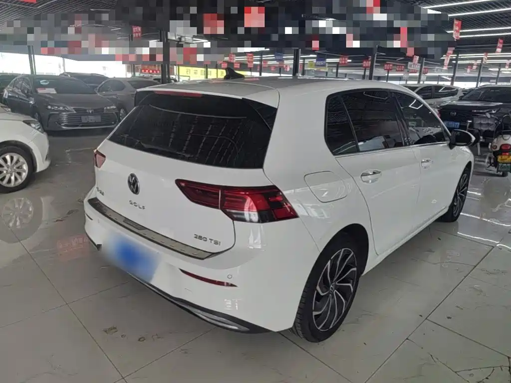 Volkswagen Golf 2021