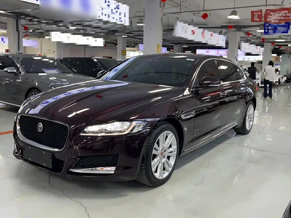 Jaguar XFL 2018