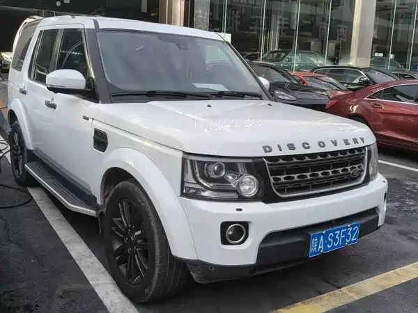 Land Rover Discovery 2016