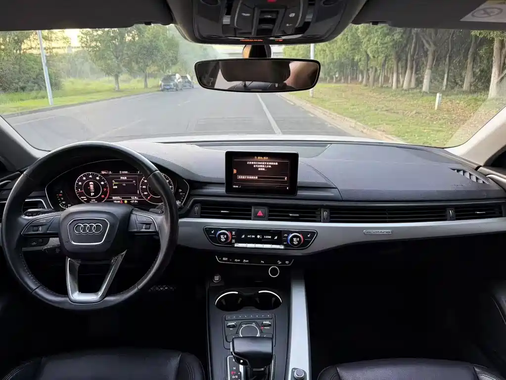 Audi A4 2018