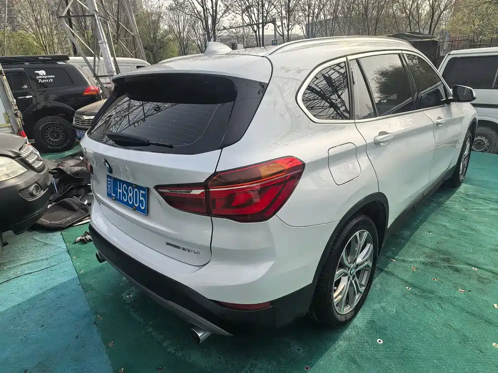 BMW X1 2018 — фото 4