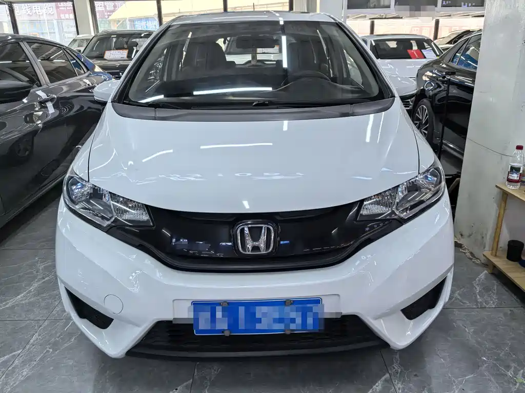Honda Fit 2017 — фото 2
