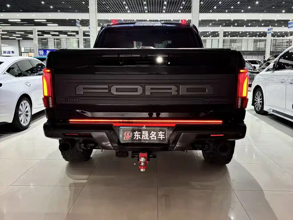 Ford F-150 Raptor 2023