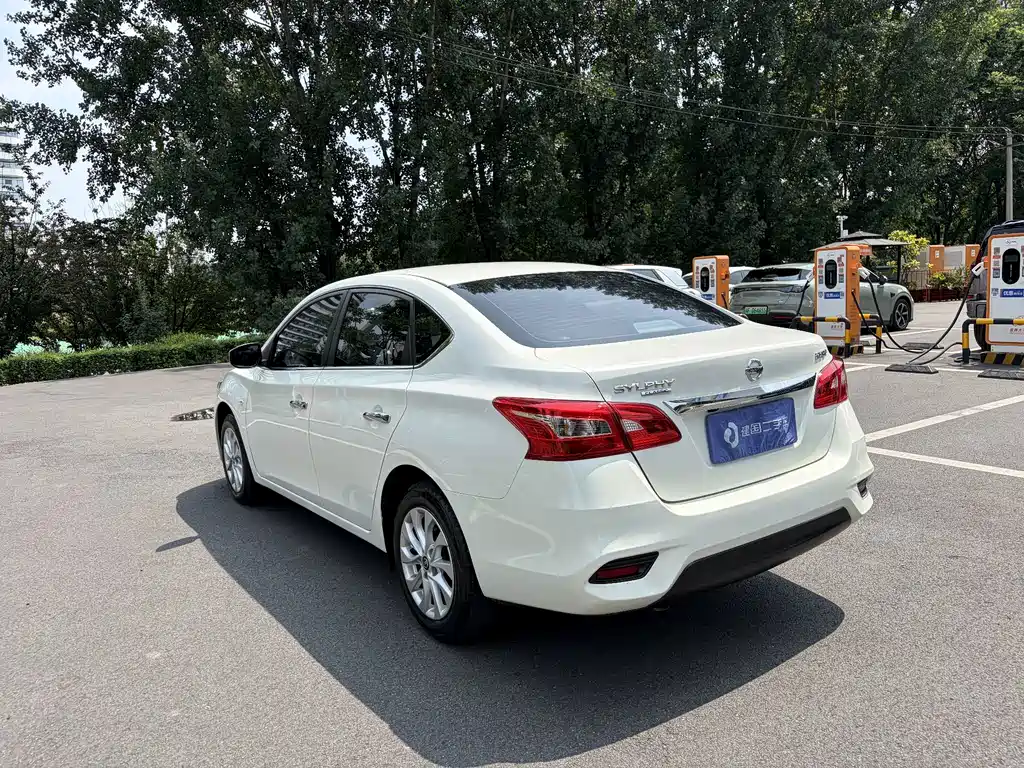 Nissan Sylphy 2023 — фото 12
