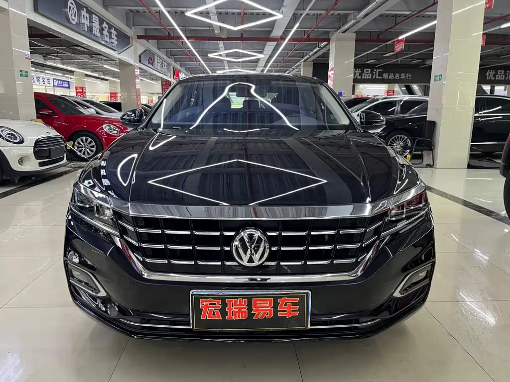 Volkswagen Passat 2018 — фото 2