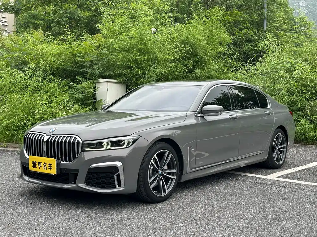 BMW 7 Series 2021 — фото 1