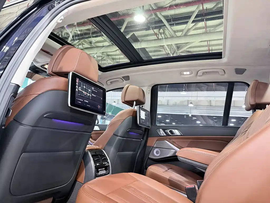 BMW X7 2023 — фото 12
