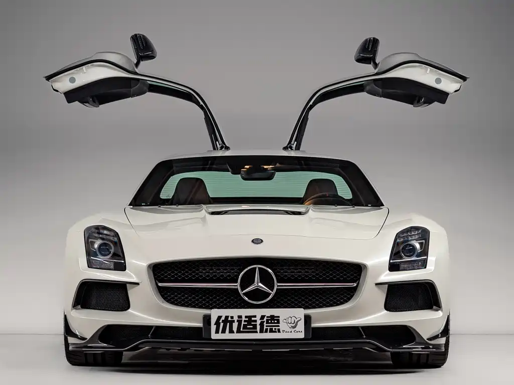 Mercedes-Benz SLS AMG 2014 — фото 3