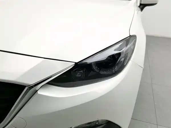 Mazda 3 Axela 2017