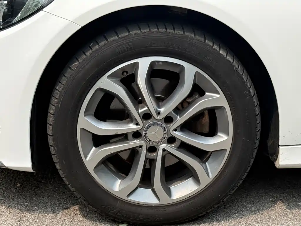 Mercedes-Benz C-Class 2015