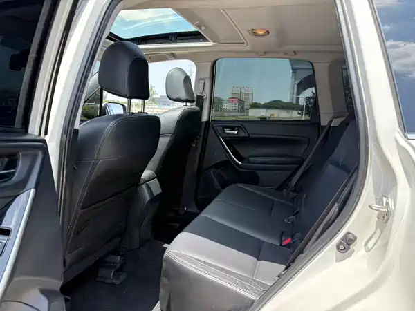 Subaru Forester 2016