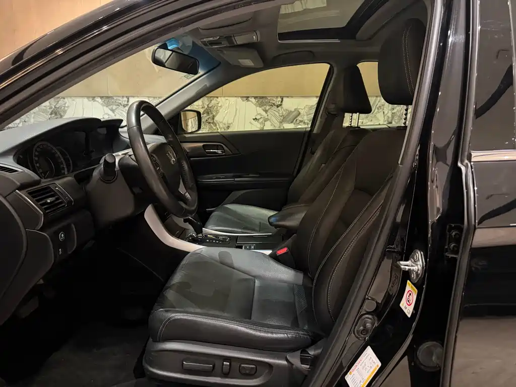 Honda Accord 2015 — фото 4