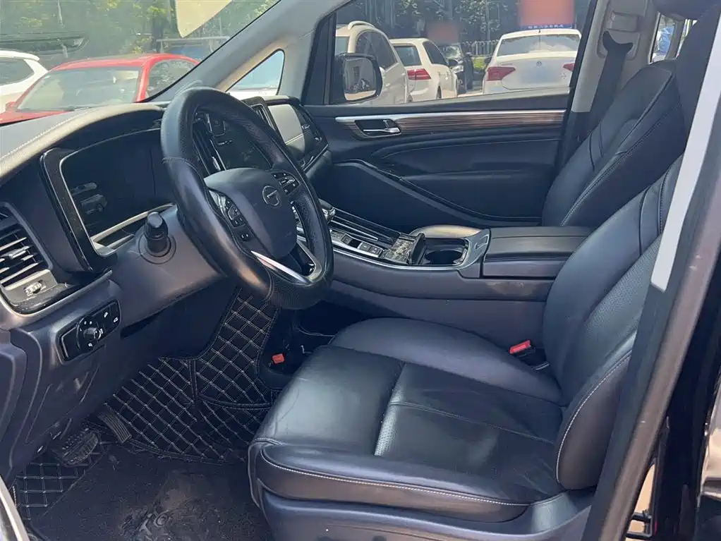 GAC Motor Trumpchi M8 2022 — фото 11