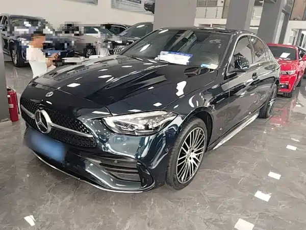 Mercedes-Benz C-Class 2024