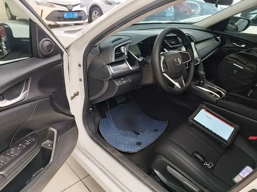 Honda Civic 2016 — фото 15