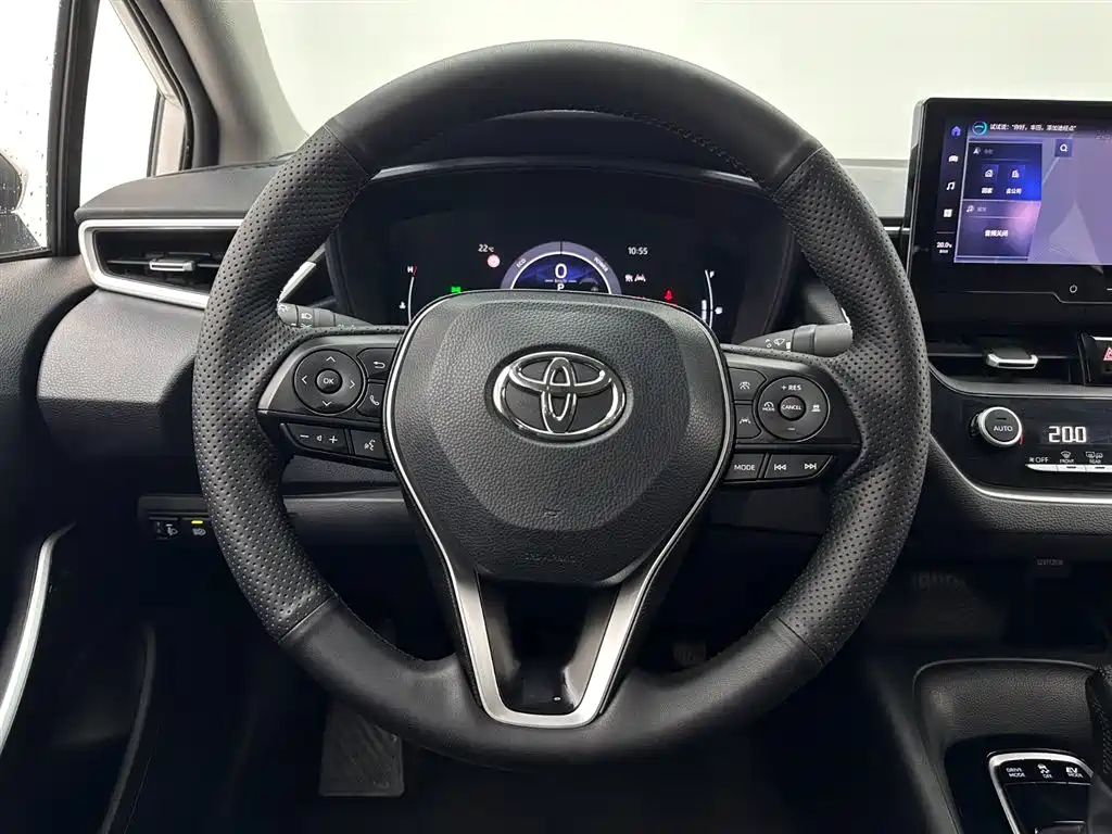 Toyota Corolla 2023 — фото 9