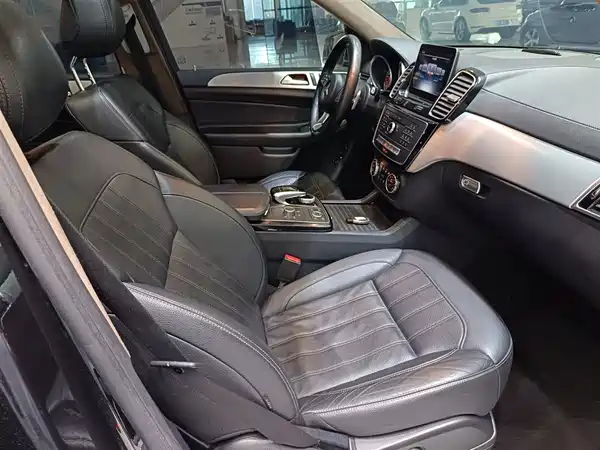 Mercedes-Benz GLS 2016