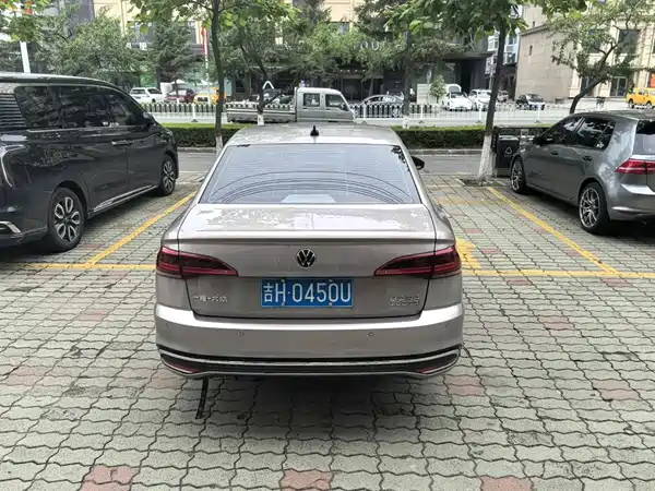 Volkswagen Bora 2023