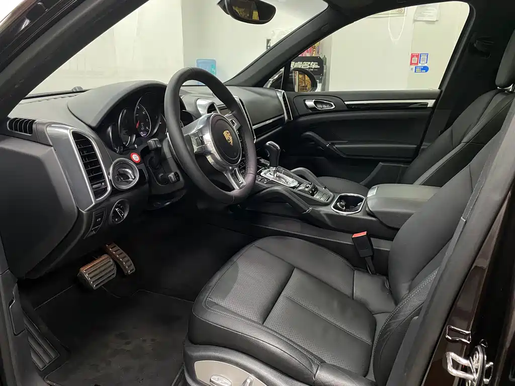 Porsche Cayenne 2014
