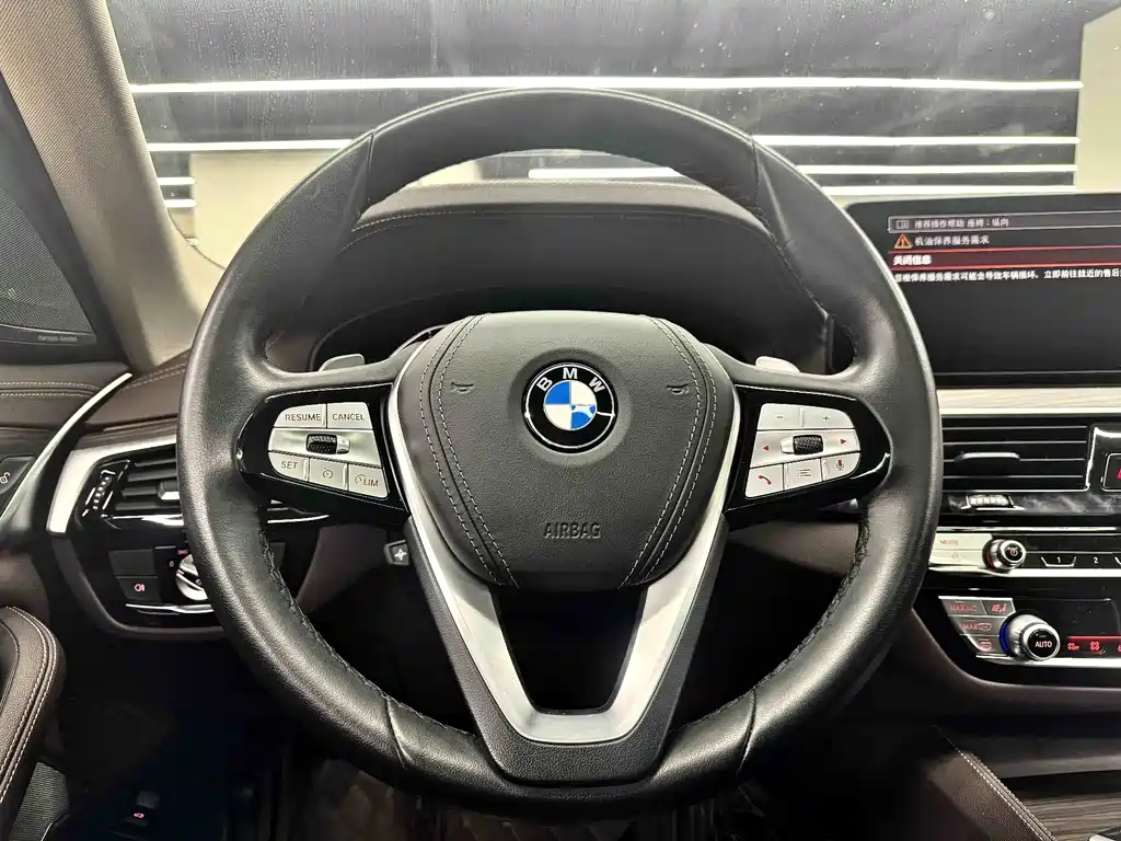 BMW 5 Series 2022 — фото 5