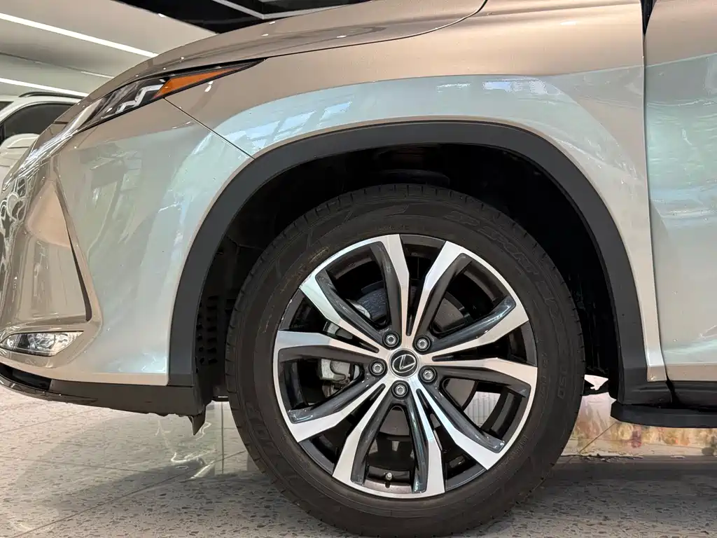 Lexus RX 2022 — фото 21