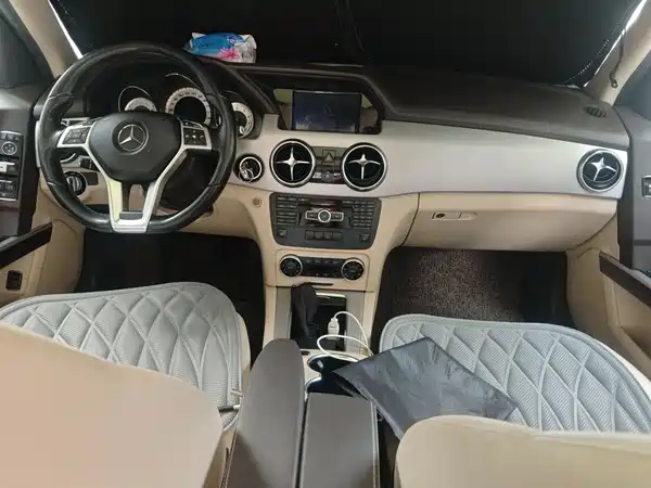 Mercedes-Benz GLK-Class 2015