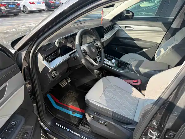 Volkswagen Tavendor 2023